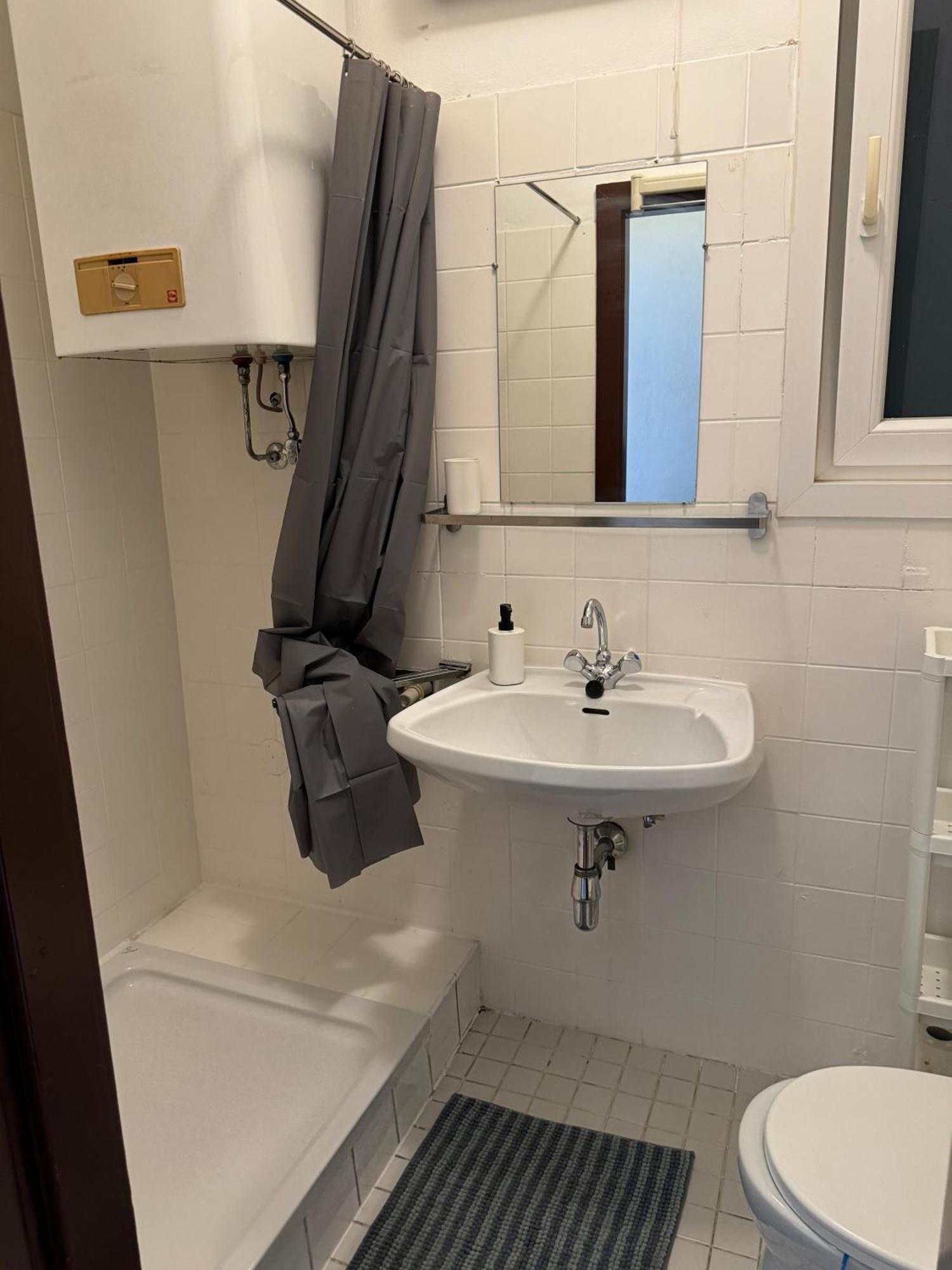 Apartment Lerchenfelder Strasse Wina Bagian luar foto